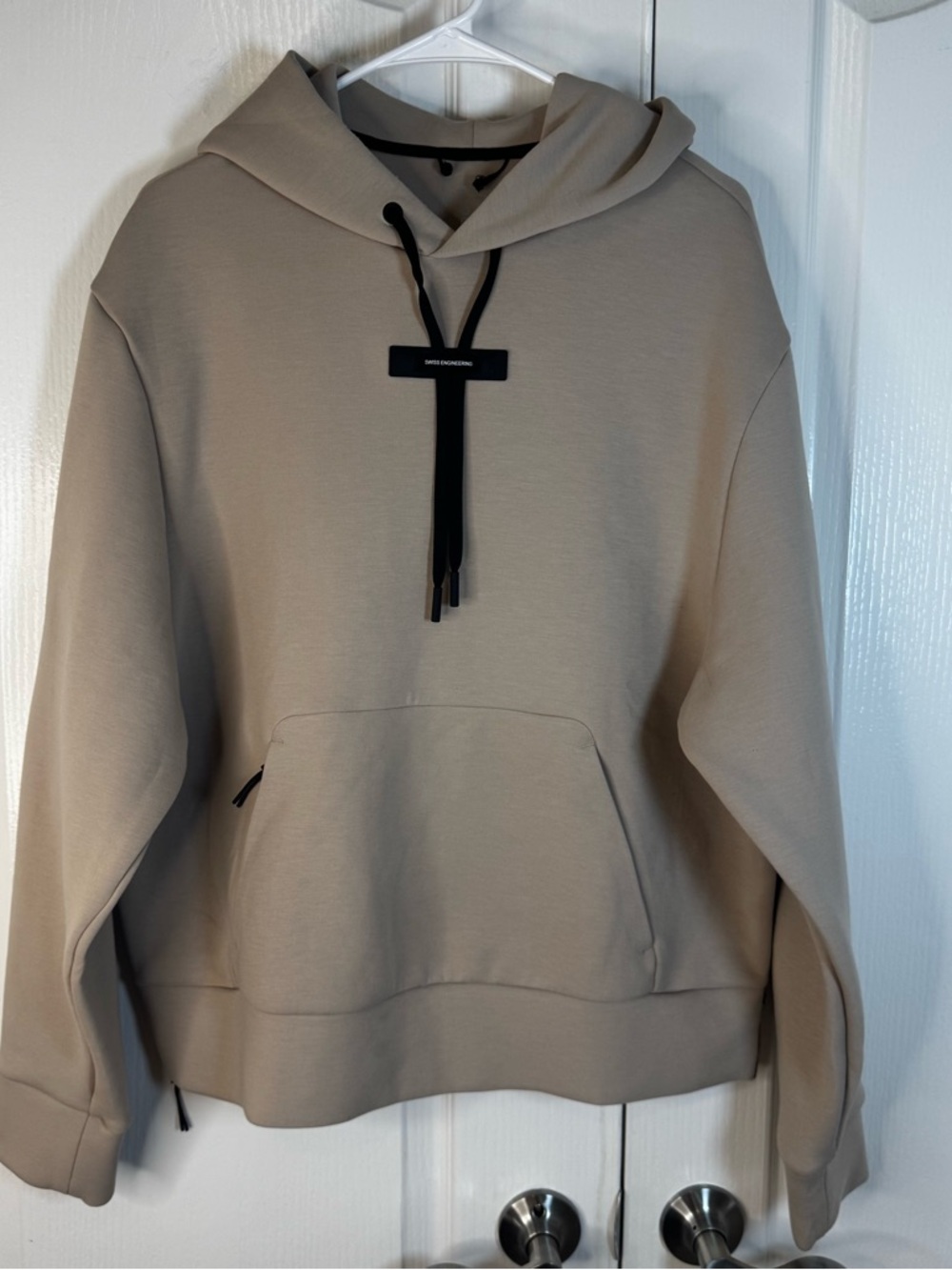 ‼️SALE‼️ On Focus Desert Tech Hoodie - Picture 3 of 7